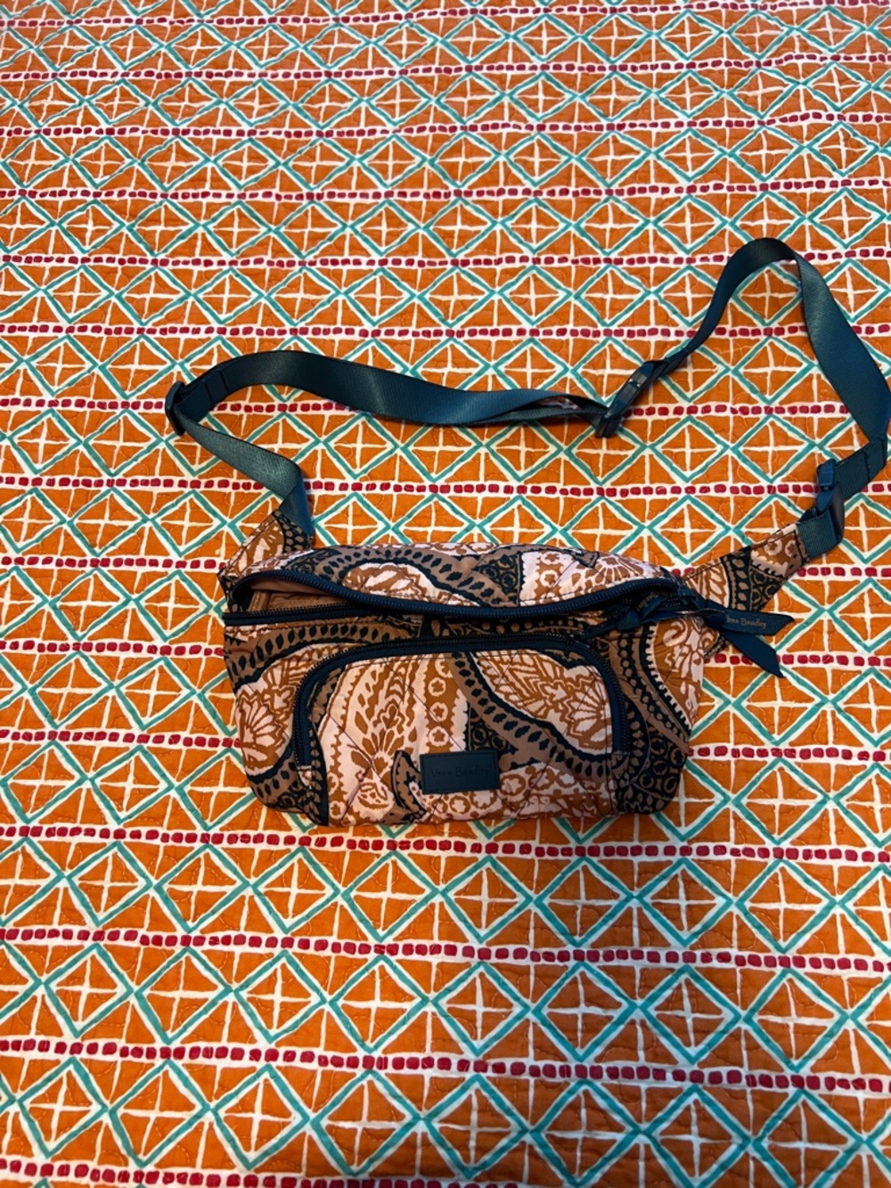 Vera Bradley crossbody bag